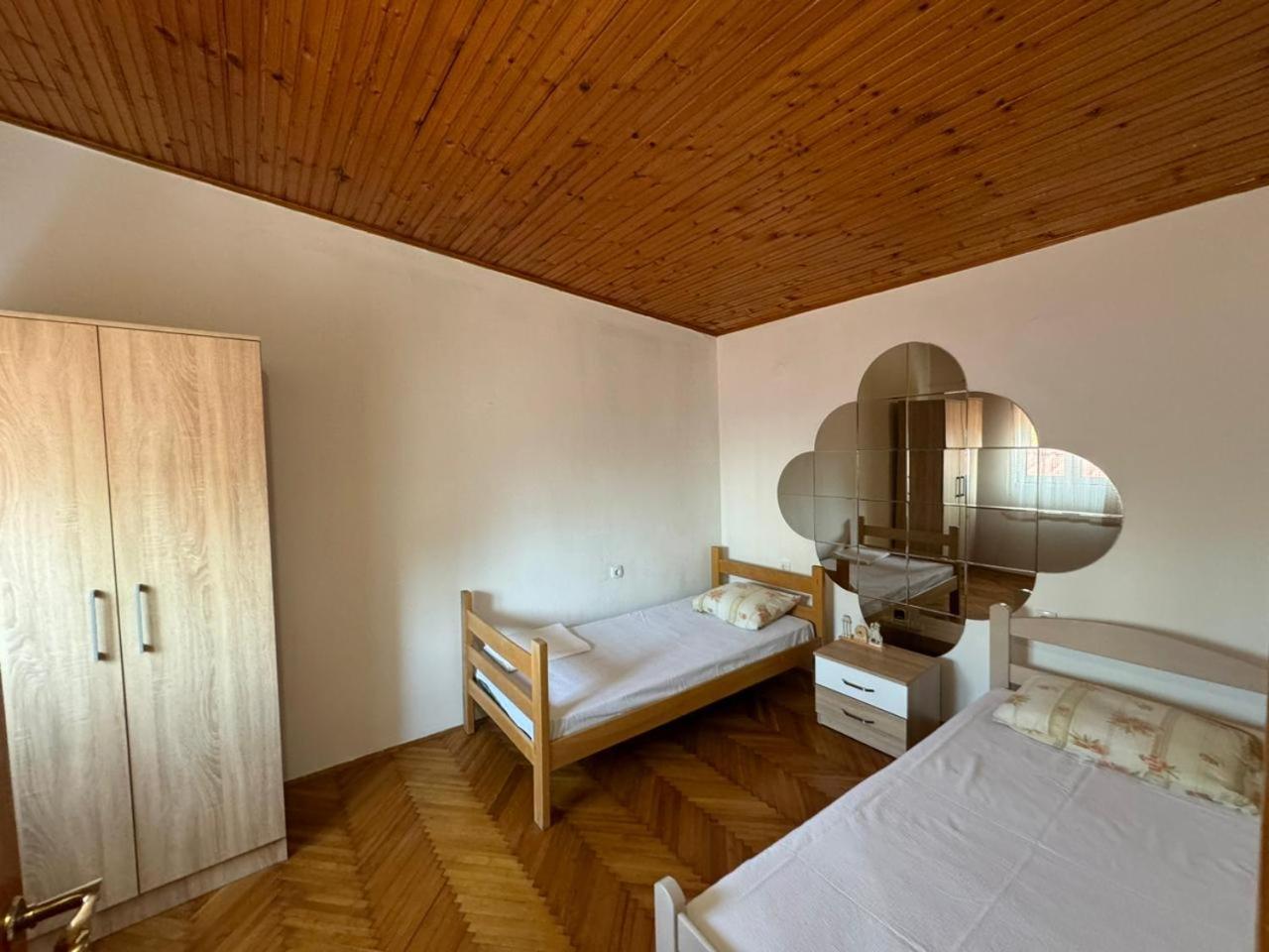 Vlado Apartments Podgorica Kültér fotó